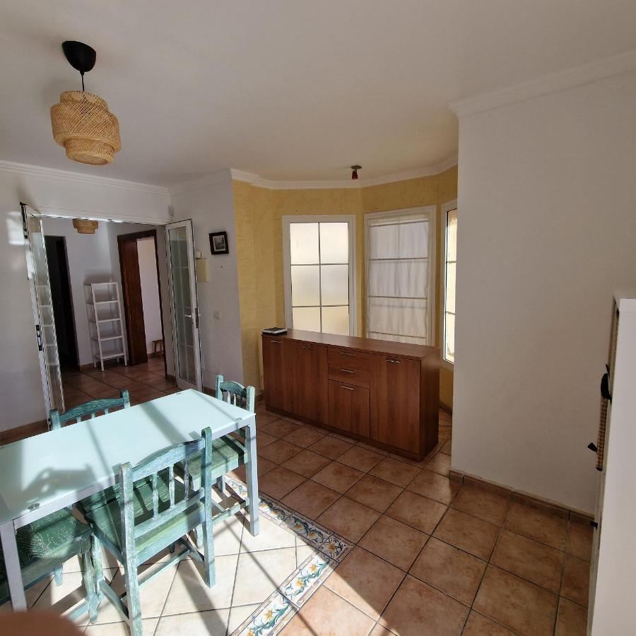 Integral 5 Coliving Acomodação com café da manhã El Médano Exterior foto