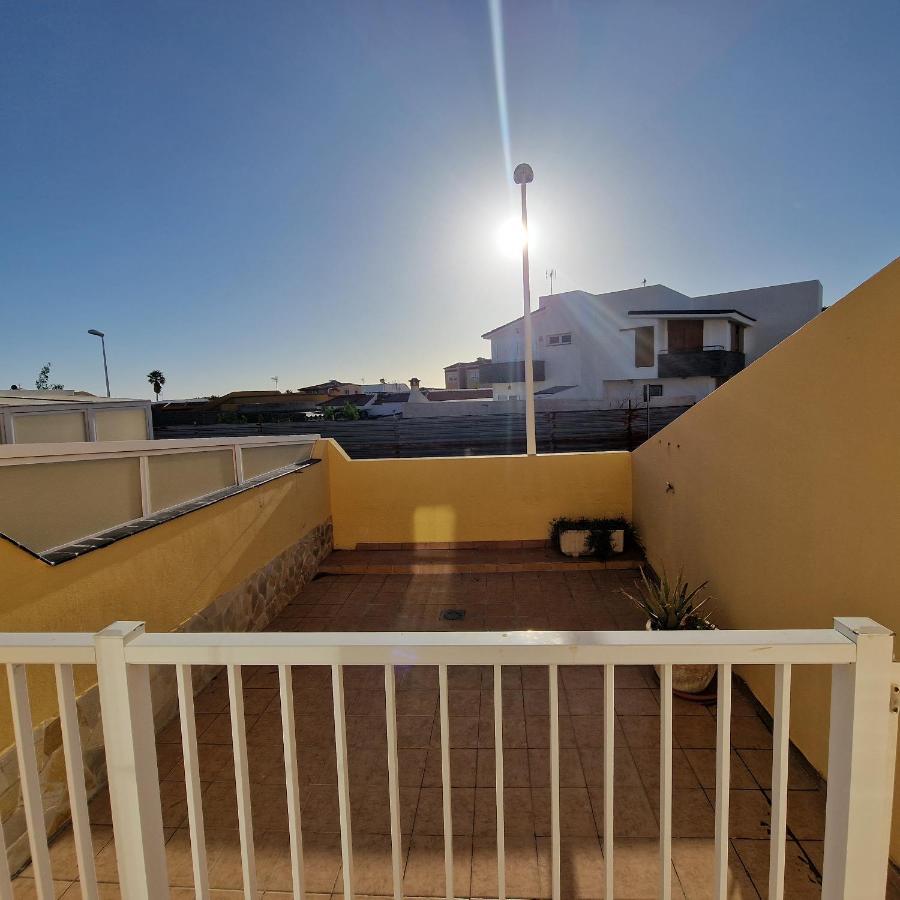 Integral 5 Coliving Acomodação com café da manhã El Médano Exterior foto