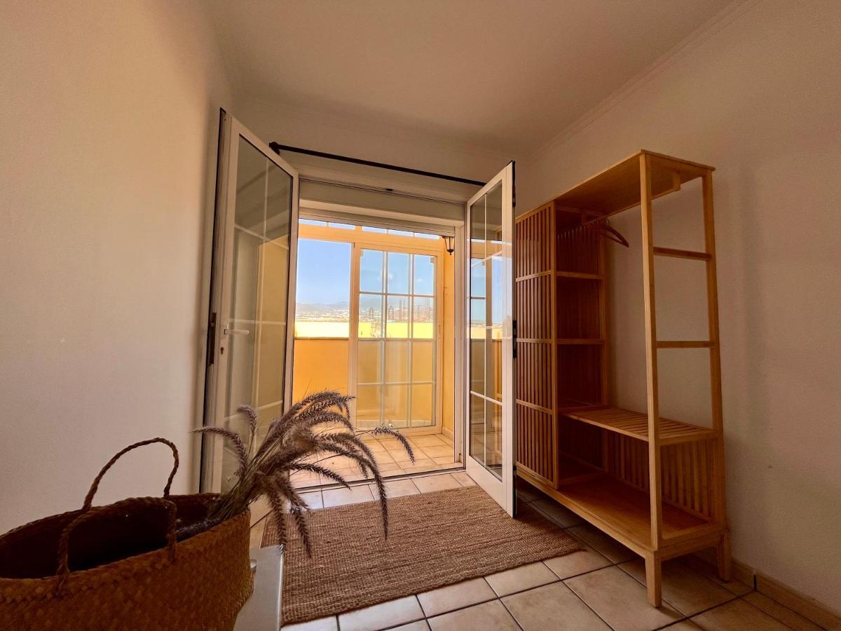 Integral 5 Coliving Acomodação com café da manhã El Médano Exterior foto